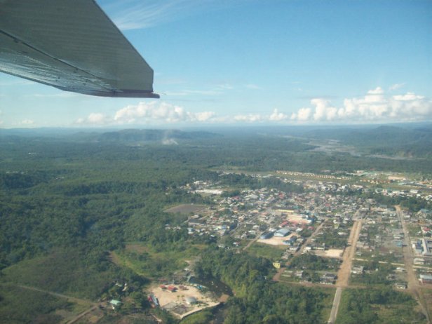 About 10-15 minutes into our flight, we leave behind civilization. Amazon jungle, here we come!